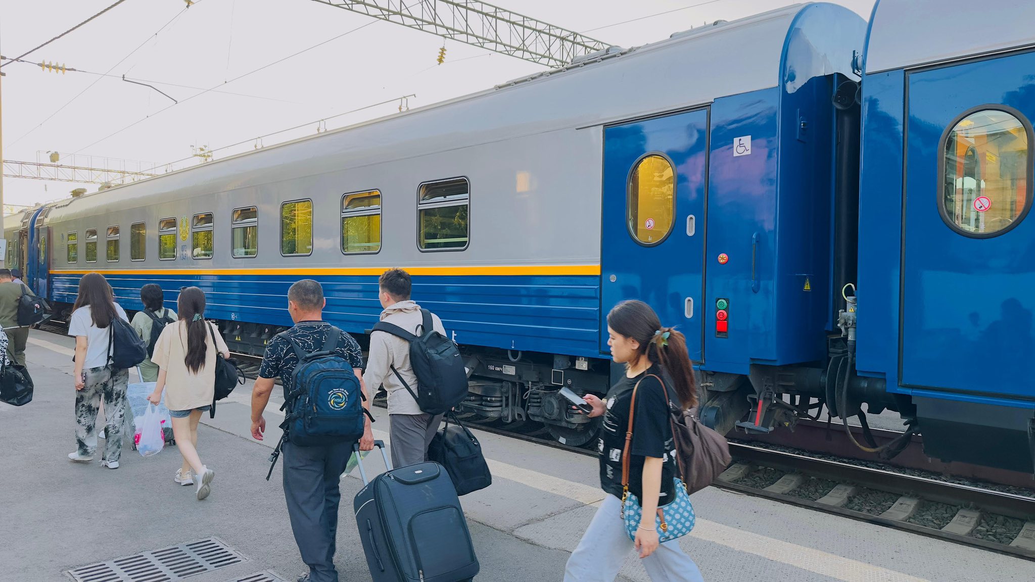 30 новых вагонов запустили по маршруту Алматы – Саратов